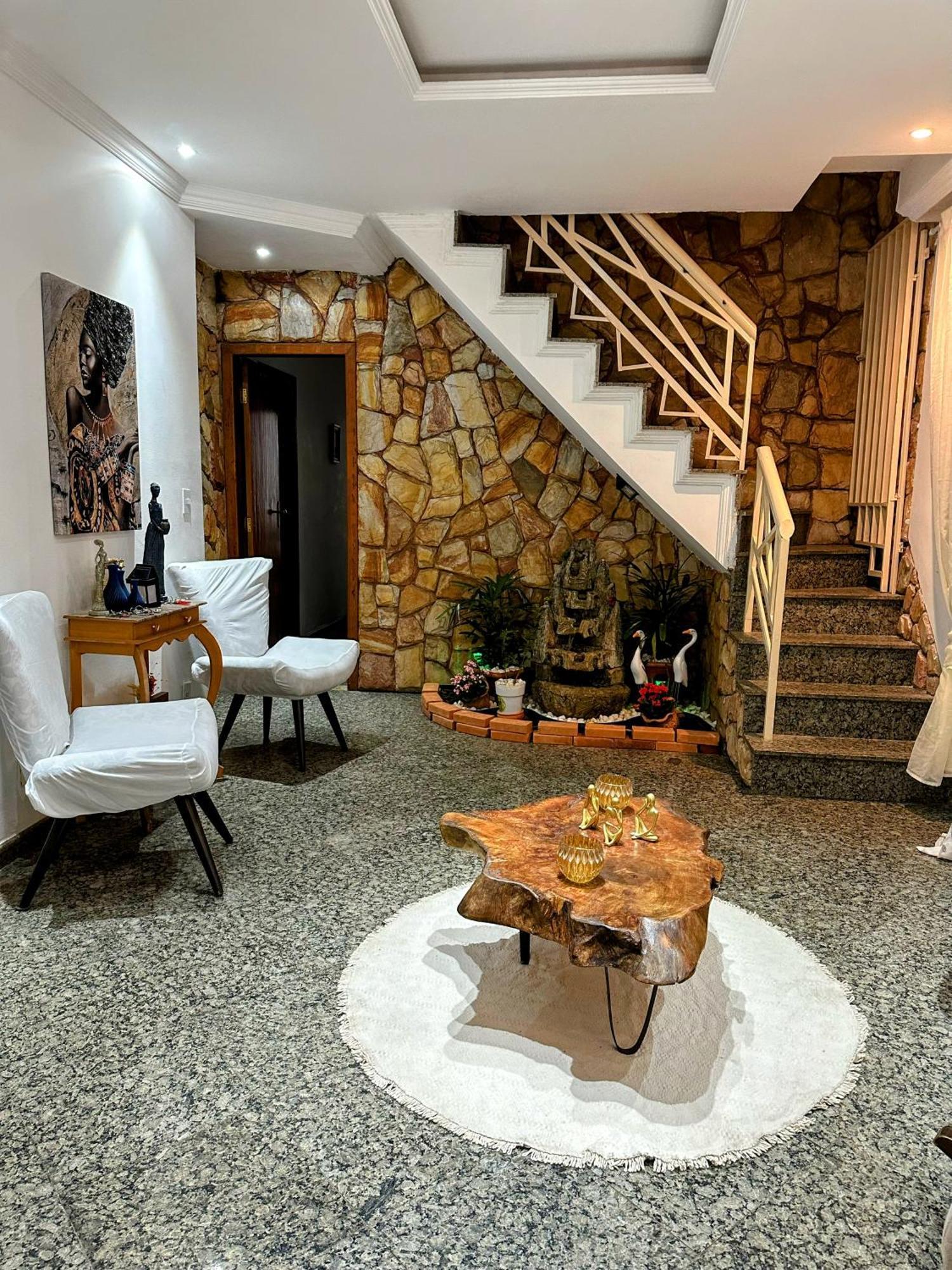 Casal Com Frigobar Homestay *
